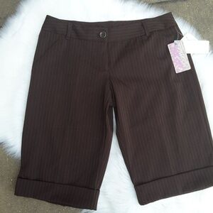 NWT XOXO collection  brown Shorts sz 5/6
